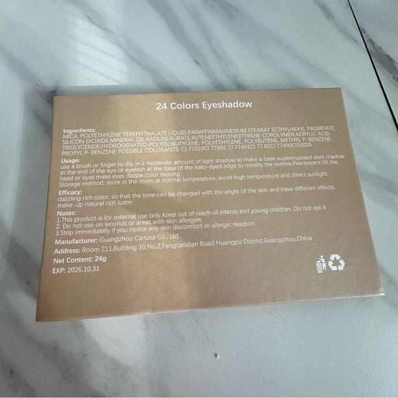 CANUSA 24 Shades Eyeshadow Palette - Picture 4 of 4